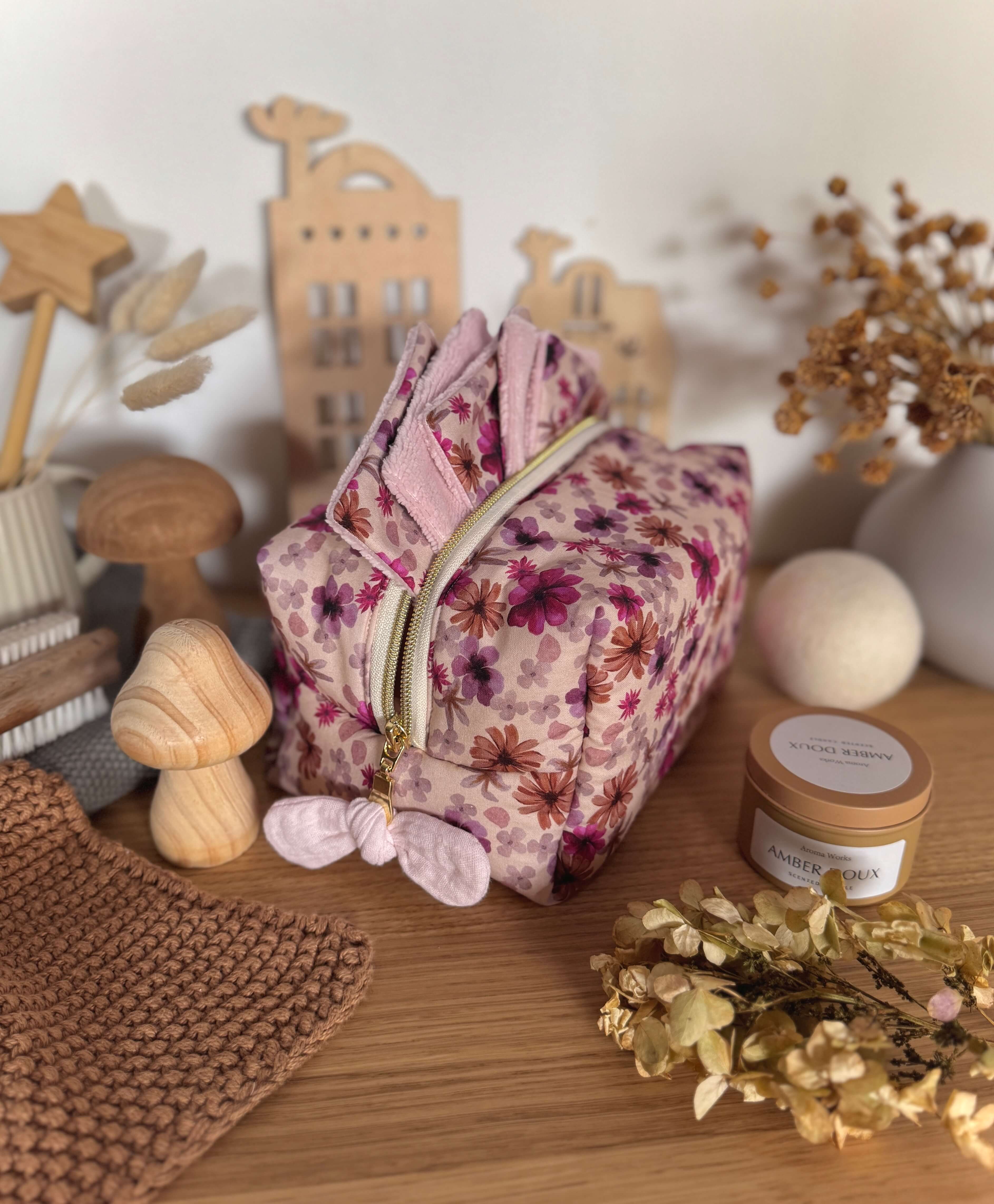 Trousse de toilette / Aster