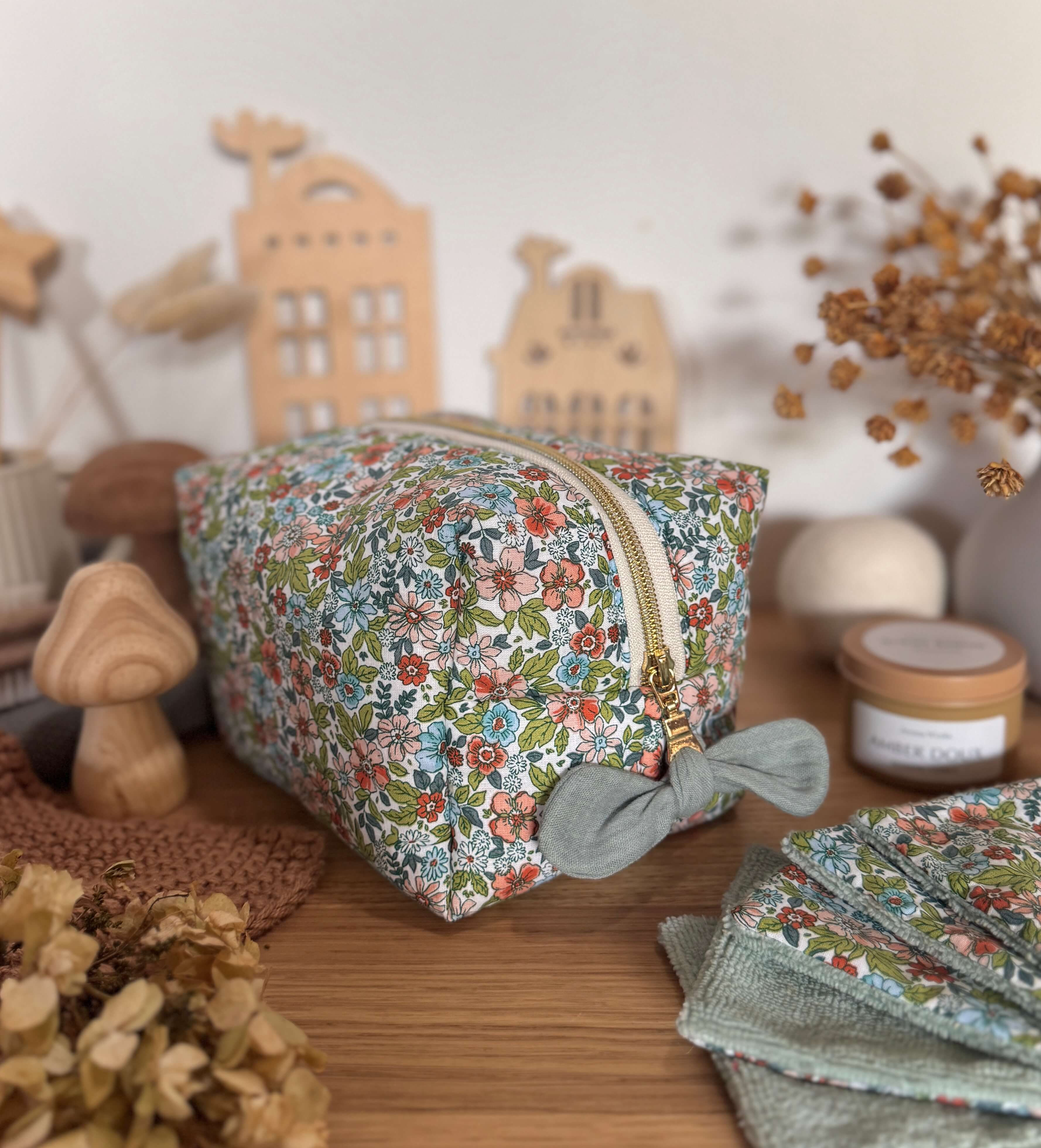 Trousse de toilette / Pensée