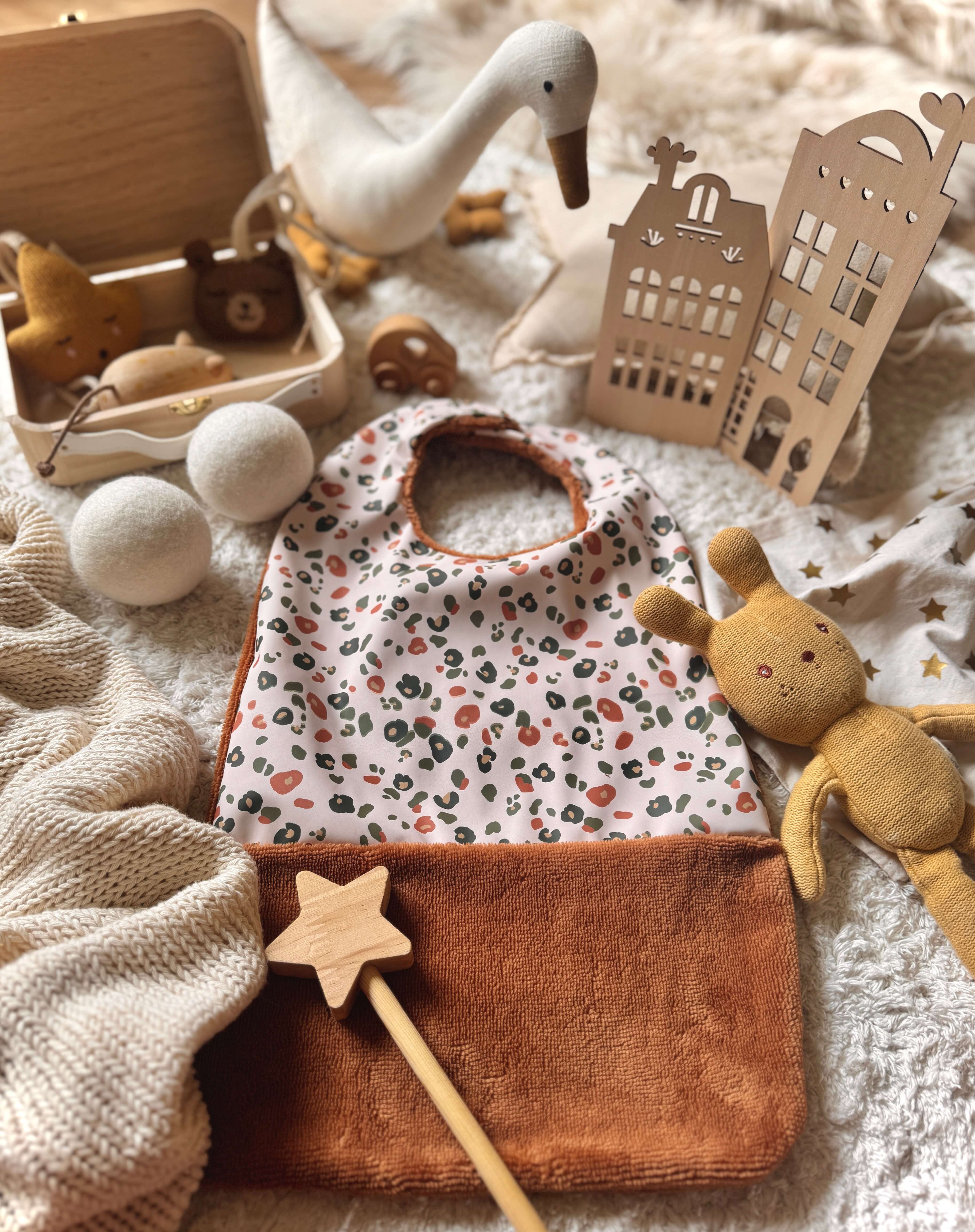 Bavoir Grand Bout'Chou / Tissu Imperméable Felyna - Bambou Caramel