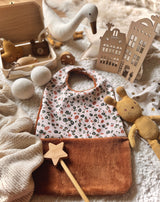 Bavoir Grand Bout'Chou / Tissu Imperméable Ilapio - Bambou Caramel