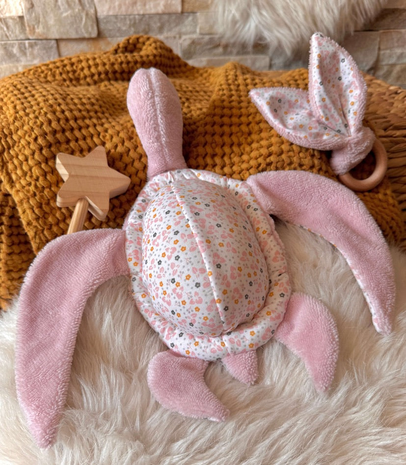 Doudou Tortue  / Kamil Rose Thé
